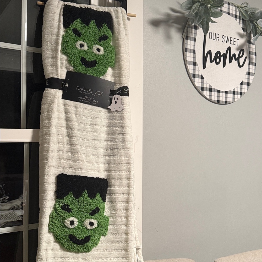 NWT Rachel Zoe Frankenstein Throw Blanket - Picture 2 of 2